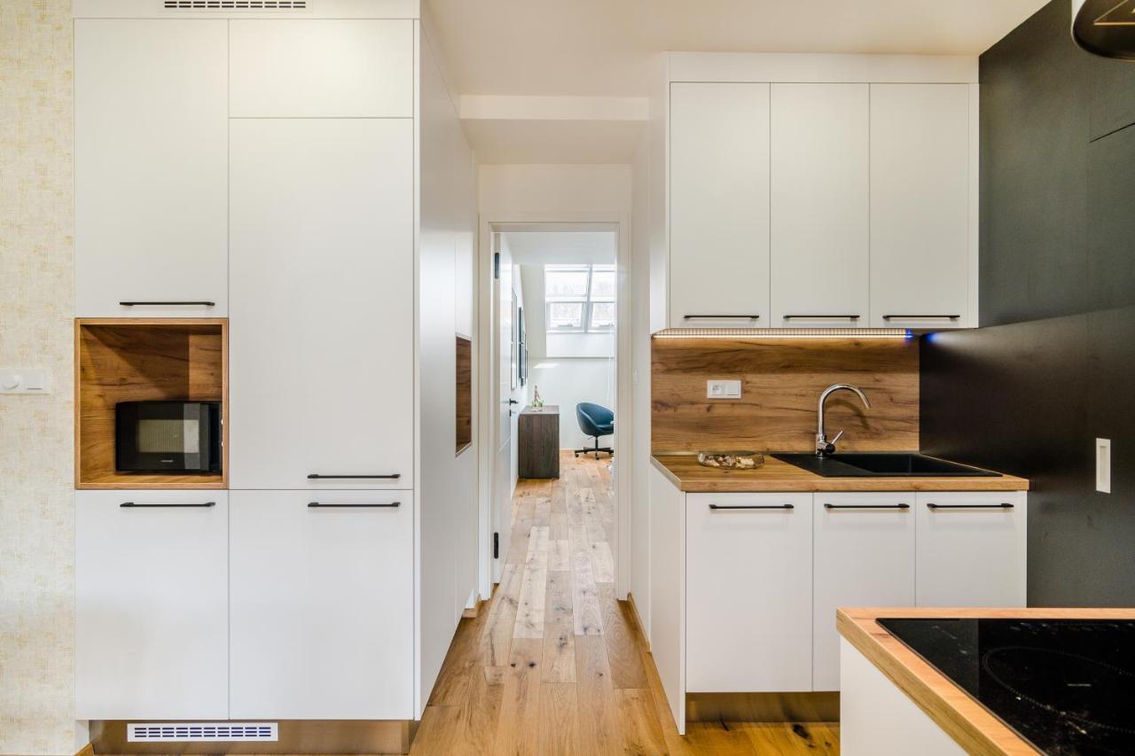 Prague Days - Premium Loft W Terrace - View - Netflix - Ac 아파트 외부 사진